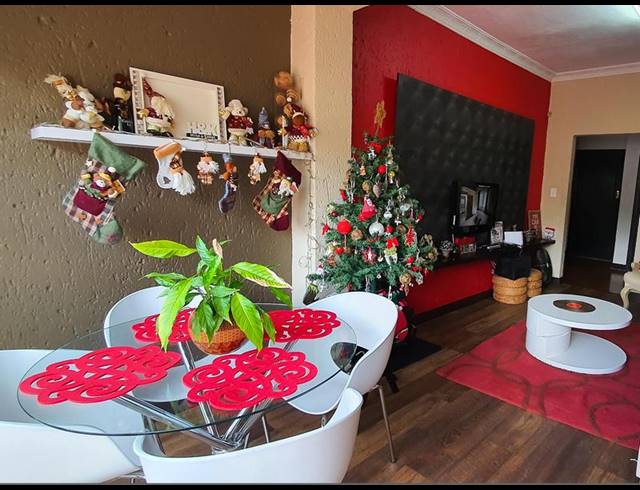 3 BEDROOM HOUSE FOR SALE IN KENSINGTON